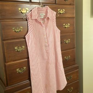 Vineyard vines linen dress